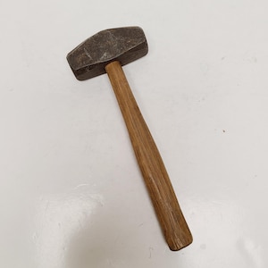Vintage miniature cast iron 10oz sledgehammer, unusual style unmarked