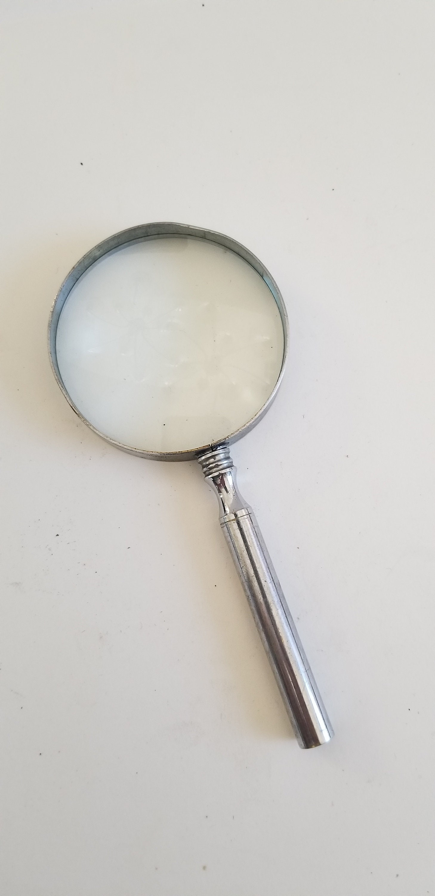 Vintage Small Size Magnifying Glass Without Pocket Clip, Probably Made by  Parker Chrome Frame Unmarked 1 13/16 Diameter 3 7/8 Long, 