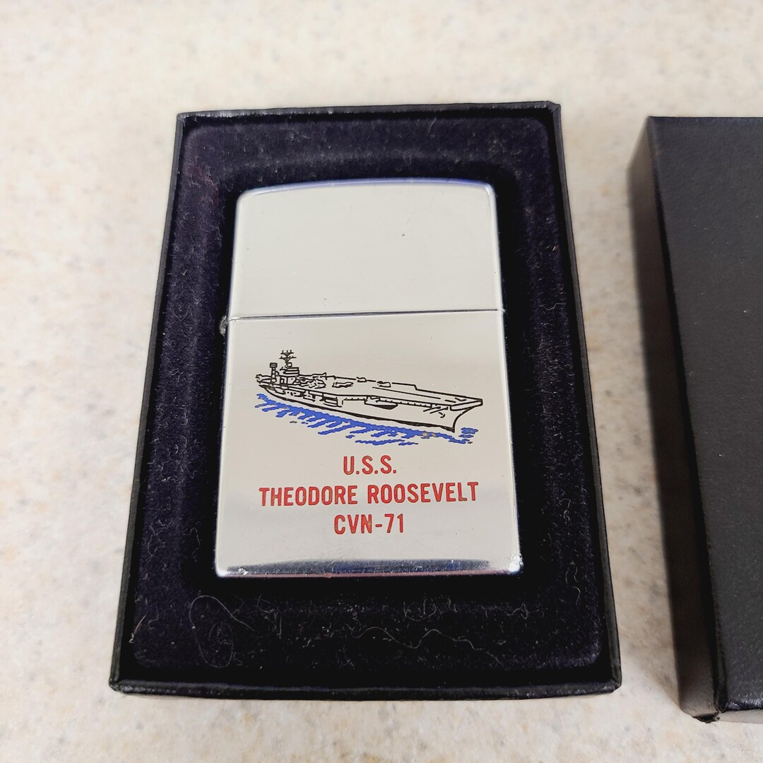 Vintage 1996 Date Code Zippo Windproof Cigarette Lighter USS