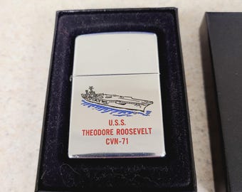 Vintage 1996 Date Code Zippo Windproof Cigarette Lighter USS