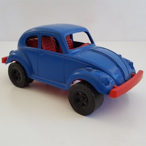 Vintage 1980&#39;s Strombecker &quot;VW Sedan&quot;, plastic toy car.  Made in USA