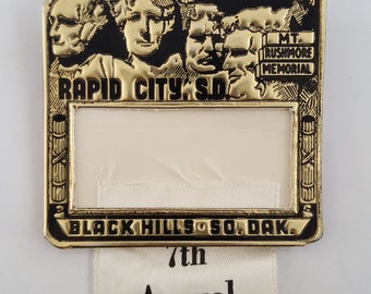 Vintage Guest name badge Mount Rushmore, Rapid City SD, South Dakota Labor Auxiliary June 4-6 1949