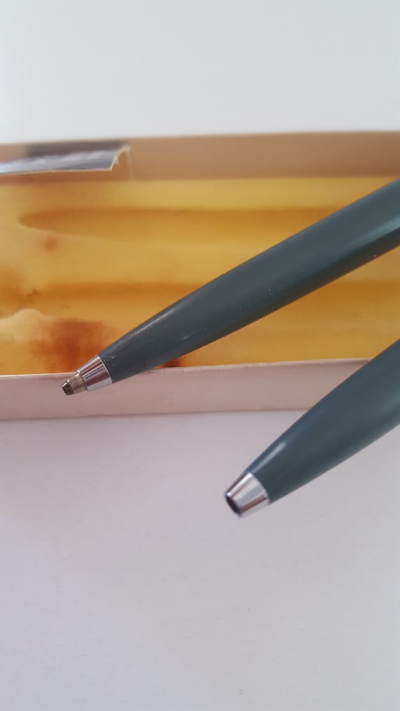 Vintage 1970 Parker Jotter Set Ballpoint Pen, Mechanical Vintage 1970 Parker Jotter Set Ballpoint Pen, Mechanical