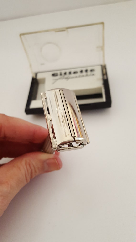 Vintage 1960 Gillette Fat Boy Safety Razor: Refurbished Adjustable