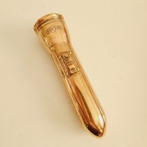 Vintage 1930 Ray-O-Vac &quot;Cloud&quot; logo bullet flashlight, polished copper finish, working condition batteries not included. Beauty