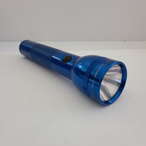 Vintage circa 1990&#39;s Maglite blue color aluminum flashlight, accepts 2 D cell batteries that are not included, has scratches