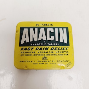 Vintage late 1960&#39;s Anacin large 30 quantity aspirin tin empty, has expected wear but good condition.