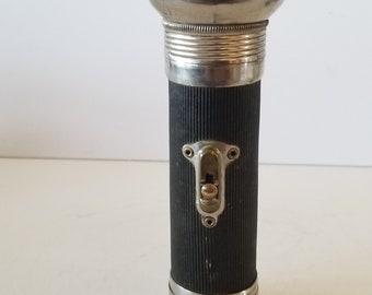 Antique circa 1920's Burgess Battery Co D cell working condition flashlight, Vulcanite case with miner's walleye glass