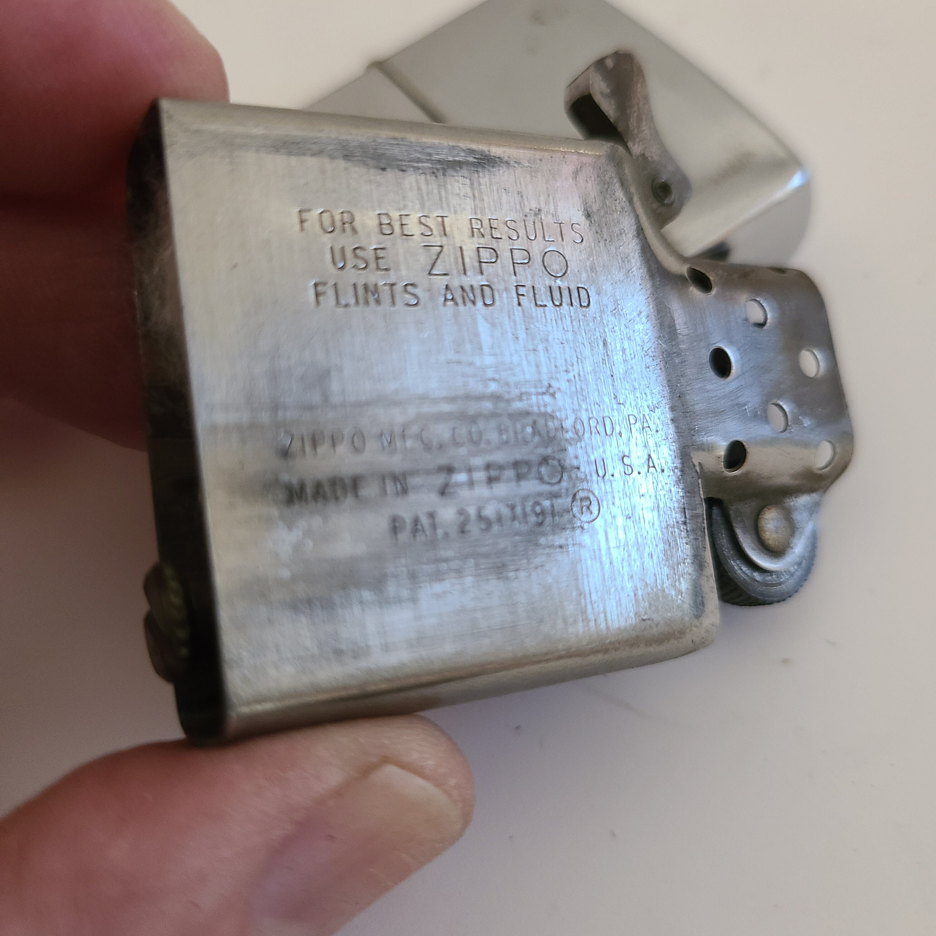 Vintage 1958 Zippo 8 Dot Date Code (pat 2517191 Pat. Pending 