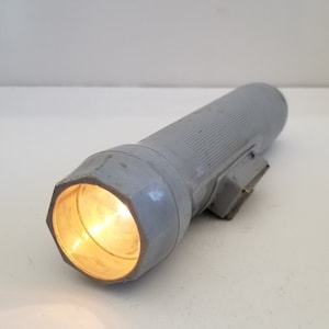 Vintage 1960s Eveready Cordahide Flashlight: Battleship Gray Magnet Light