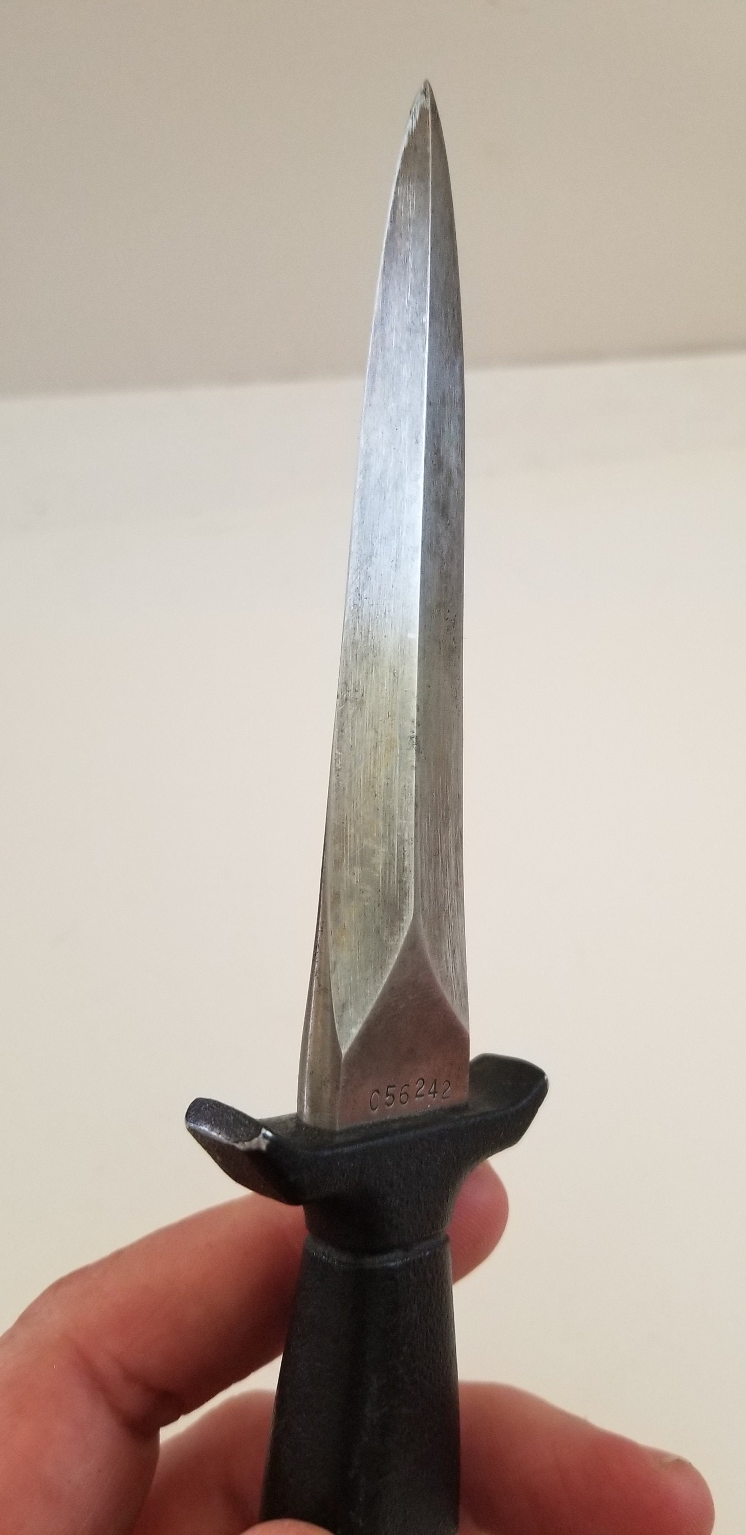 Vintage 1984 Gerber Mark I Survival Knife: 440C Steel Blade