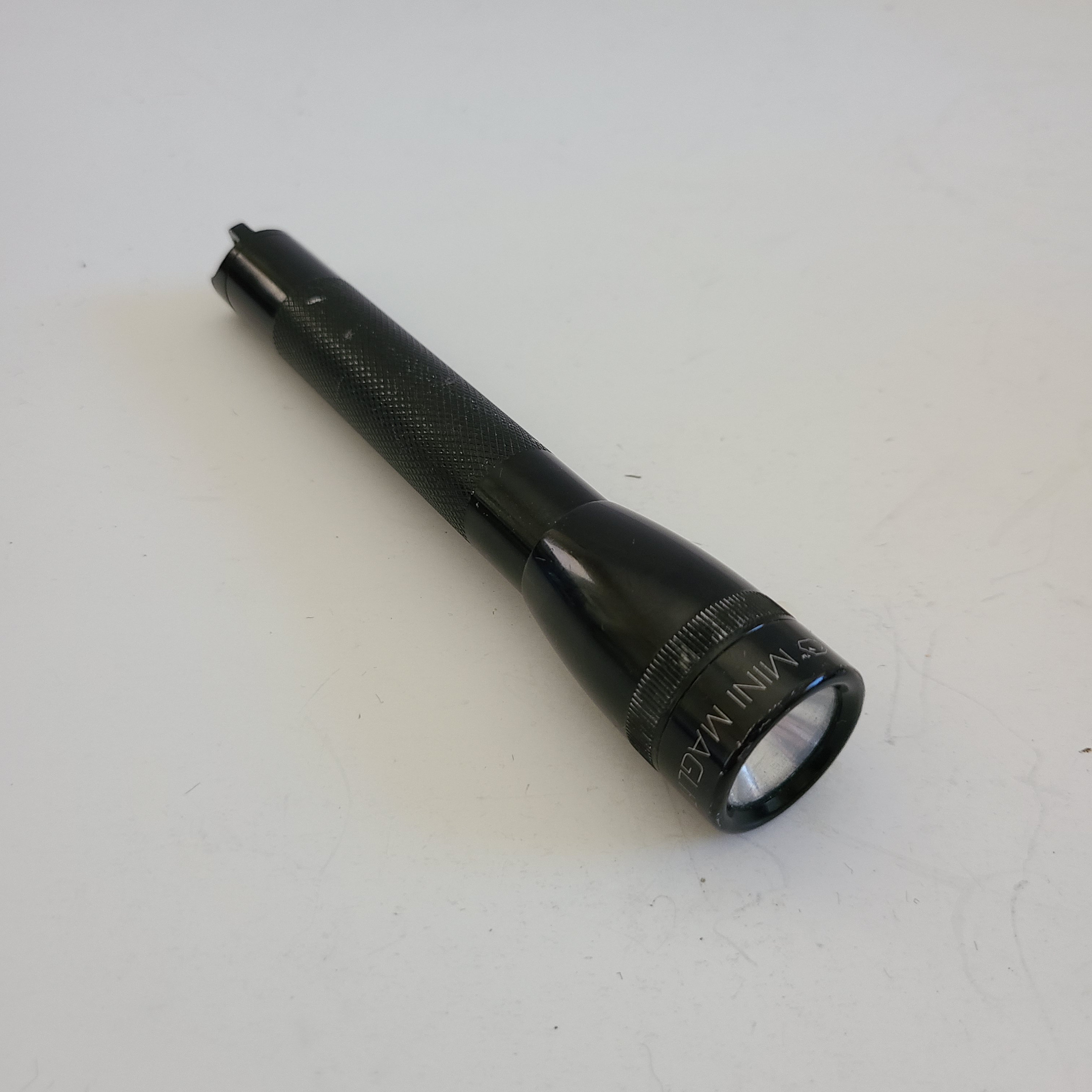 Vintage Circa 1990's Mini Maglite Flashlight in Used
