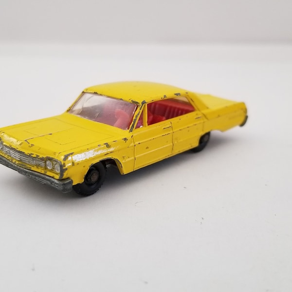 Vintage 1960's Matchbox by Lesney Series No.20 Chevrolet Impala Taxi played with condition