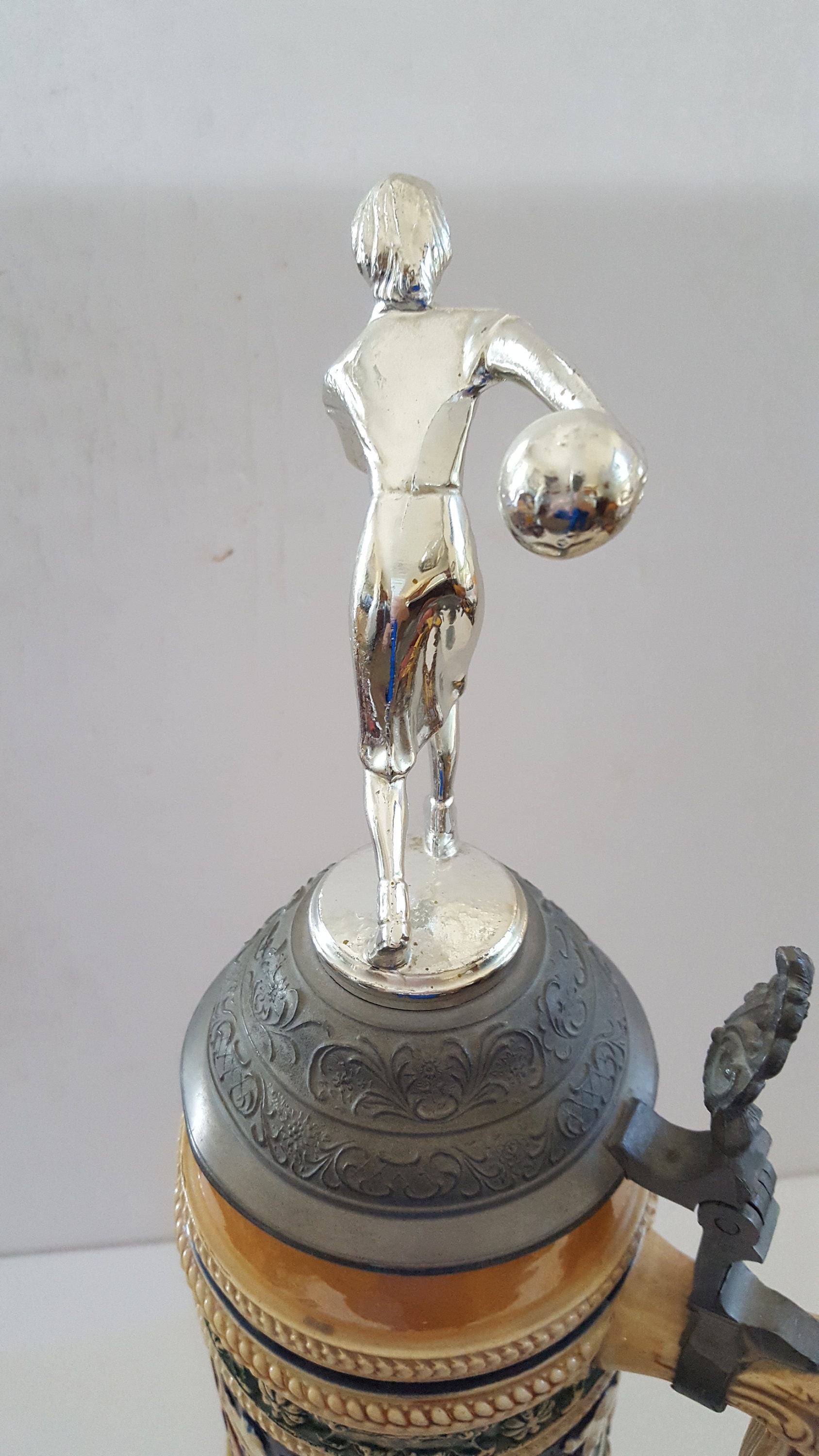 Vintage 1950s Ruppert Trophy Beer Stein: Knickerbocker Beer 