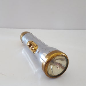 Vintage circa late 1930&#39;s unmarked flashlight &quot;bullet&quot; shaped Art Deco beauty in working condition 2 D cells not included