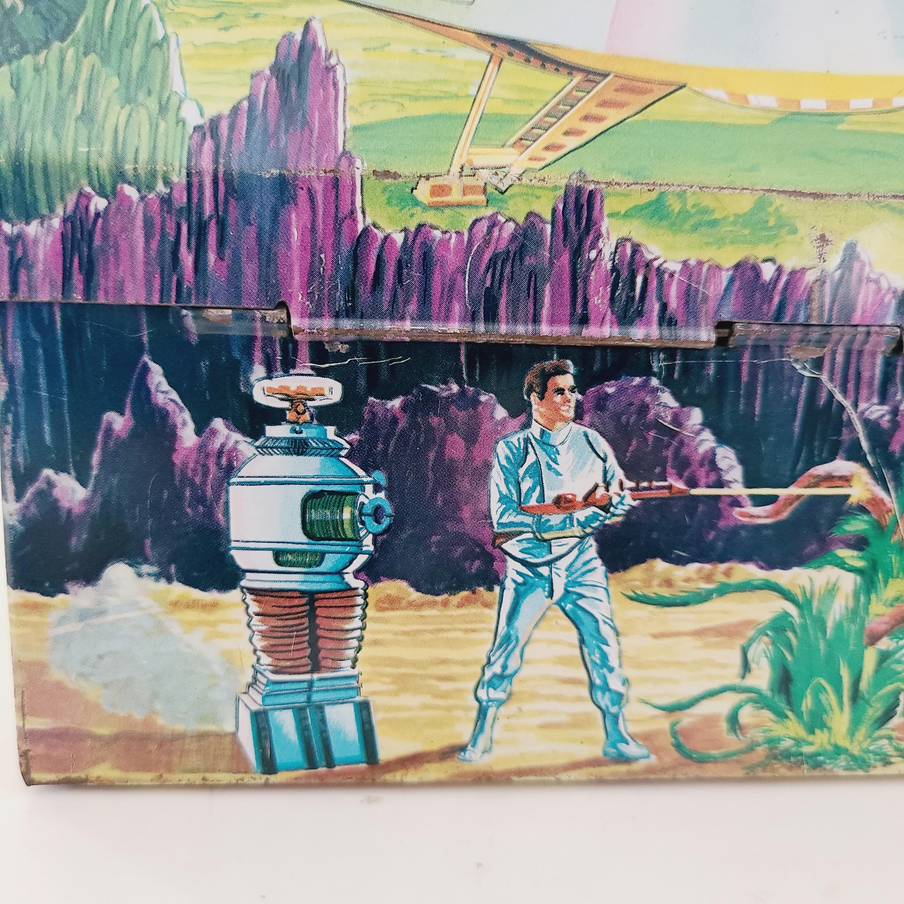 Vintage Circa 1967 Lost in Space Lunch Box With Generic Vintage Circa 1967 Lost in Space Lunch Box With Generic