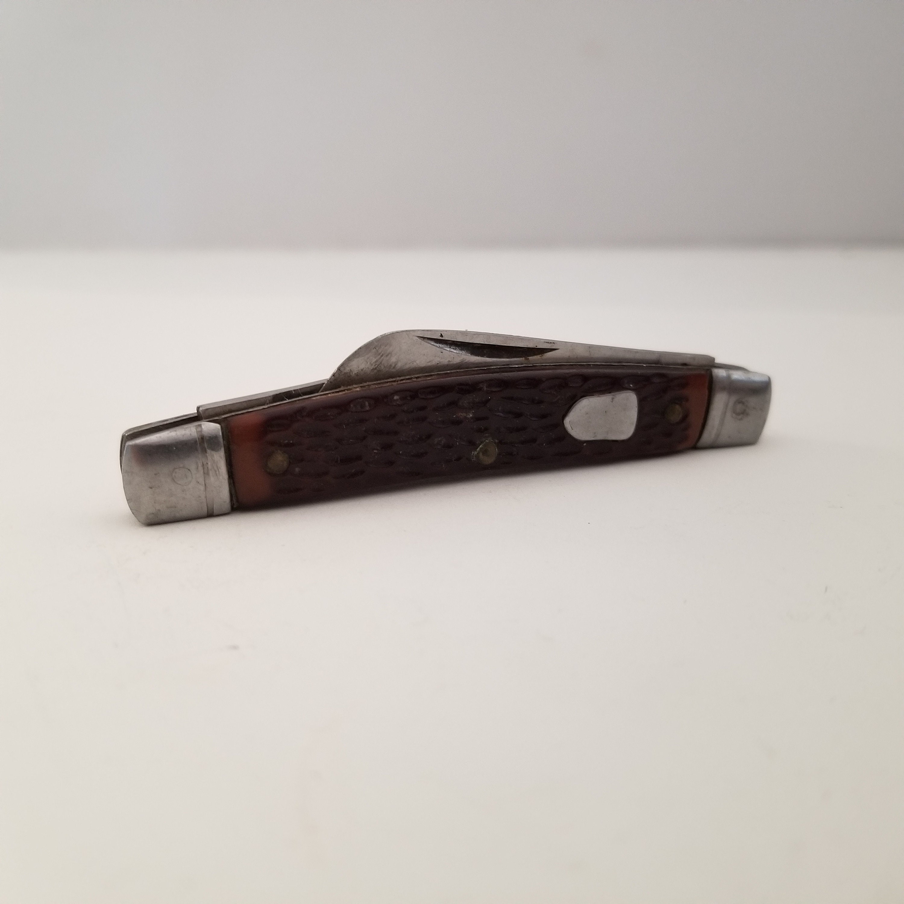 Vintage Sabre 676 Pocket Knife: 2-blade Jackknife, Made in Japan