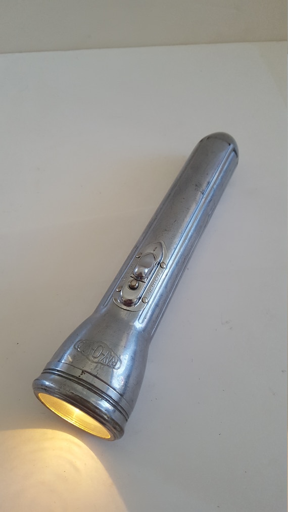 Lampe De Poche Vintage Ray-O-Vac Torpedo – Métal Chromé, Forme Bullet/stylet (USA)