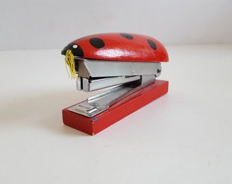 Swingline Tot 50 Stapler With Staples in Box Miniature Red Stapler Vintage  USA Rare Colors -  Israel