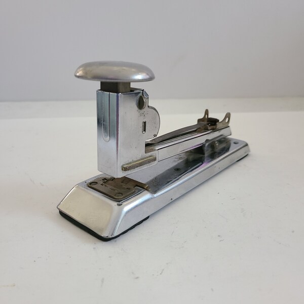 Vintage circa 1950's Ace Pilot Fastener No. 402, stapler, office supply from 1938 design, good finish some scratches