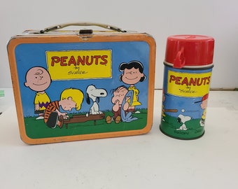 Vintage Peanuts by Schulz, lunch box & thermos, comic strip, 1966, Thermos brand, excellent condition thoughnot original cup