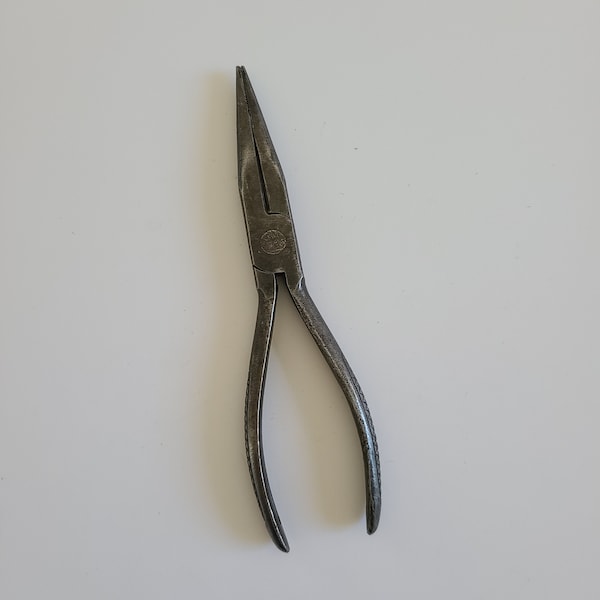 Vintage 1950's "GM" 5915 West Germany needlenose pliers cleaned nice condition measure 6 1/2"