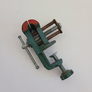 Vintage 1980s Miniature Tabletop Vise: Japan Cast Steel, 1.25&quot; Opening