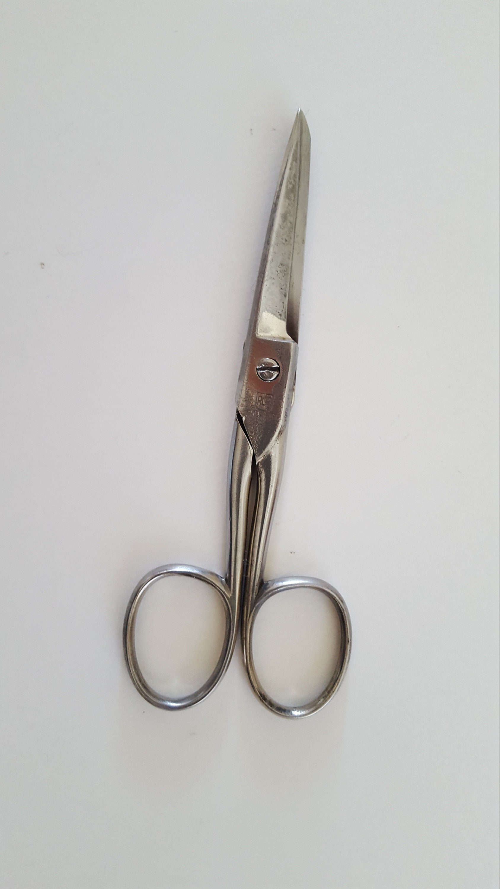 Snagshout  Vintage Embroidery Sharp Scissors 2 Pack, 5 Inches