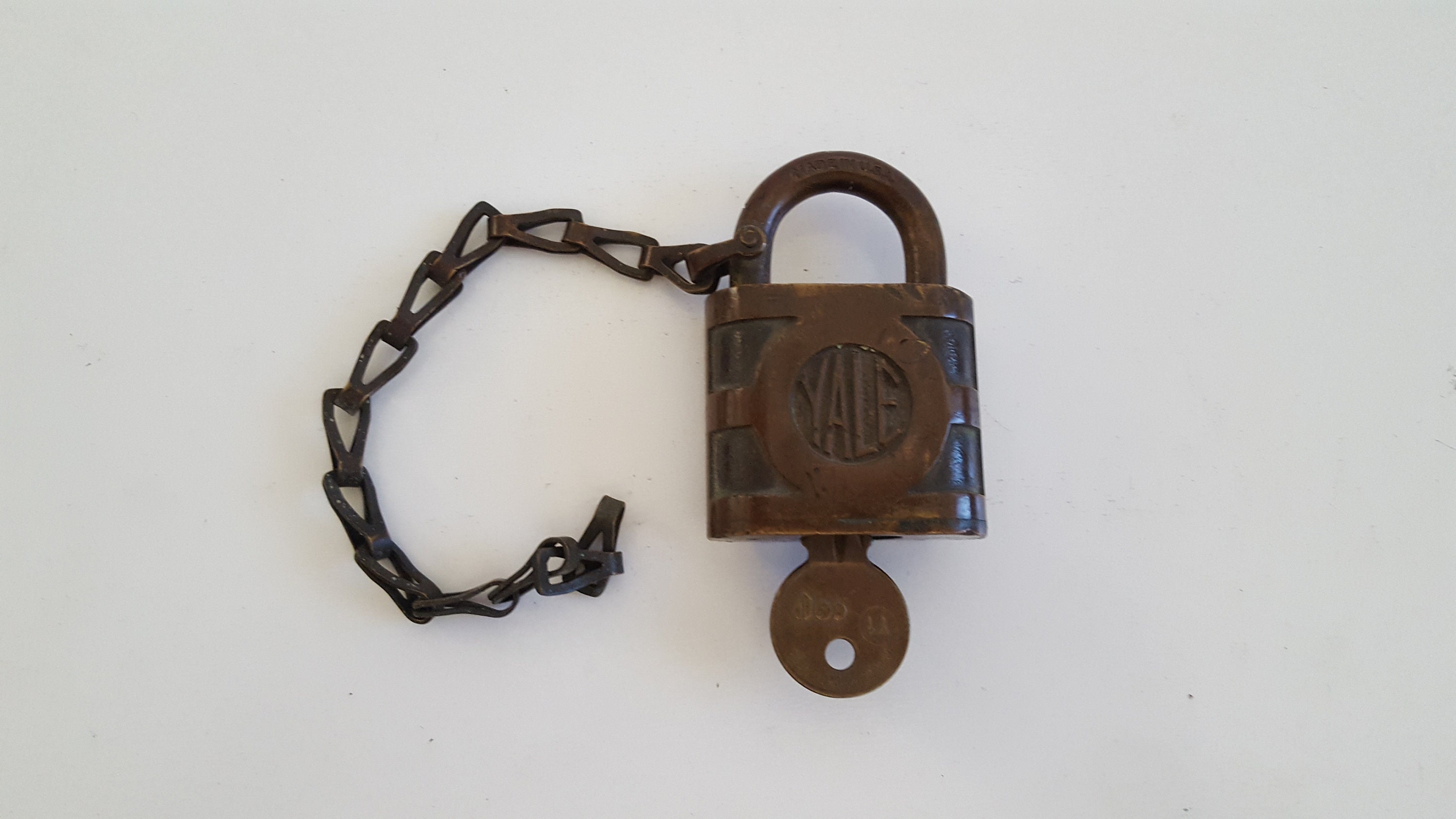 ontvangen Ieder pop Vintage circa 1926 cast bronze Yale No.841 padlock mellow - Etsy België