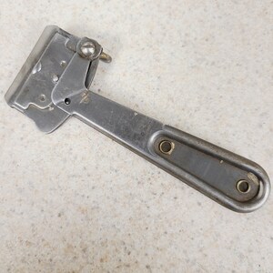Vintage circa 1950's Red Devil "Jak-Nife"  scraper/cutter, cleaned condition