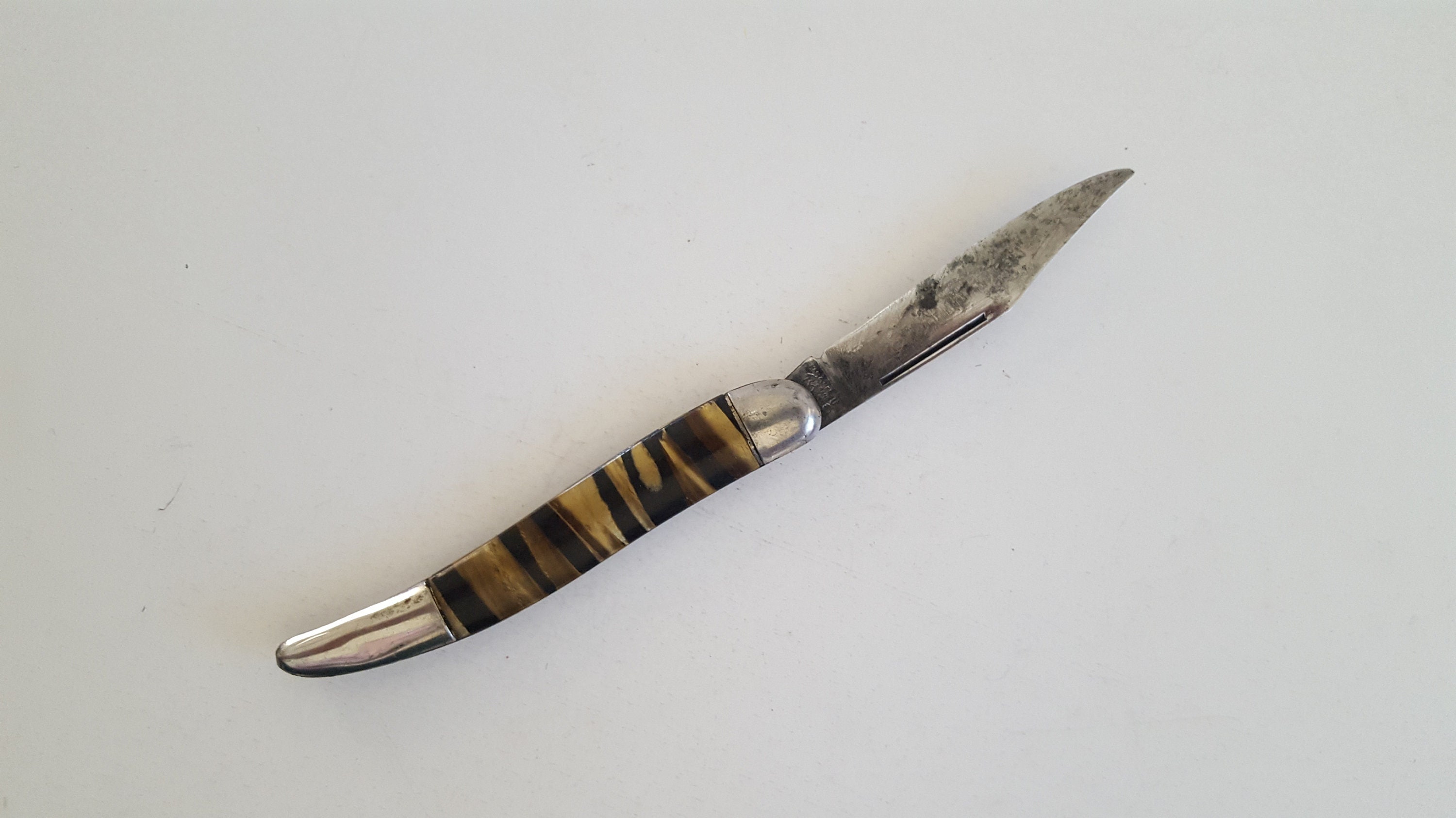 Vintage Circa 1945-1955 Hammer Brand 3 Jack Knife, Single Blade, Cleaned,  Oiled and Edged. Celluloid Scales -  Canada