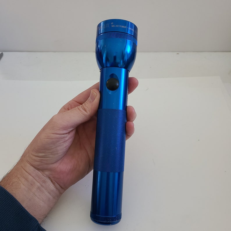 Vintage Circa 1990's Maglite Blue Color Aluminum Flashlight, Accepts 2 ...