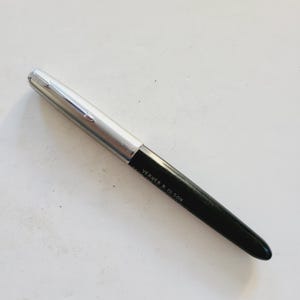 Vintage 1956 Parker 51 Fountain Pen: Brushed Aluminum, Black Shaft