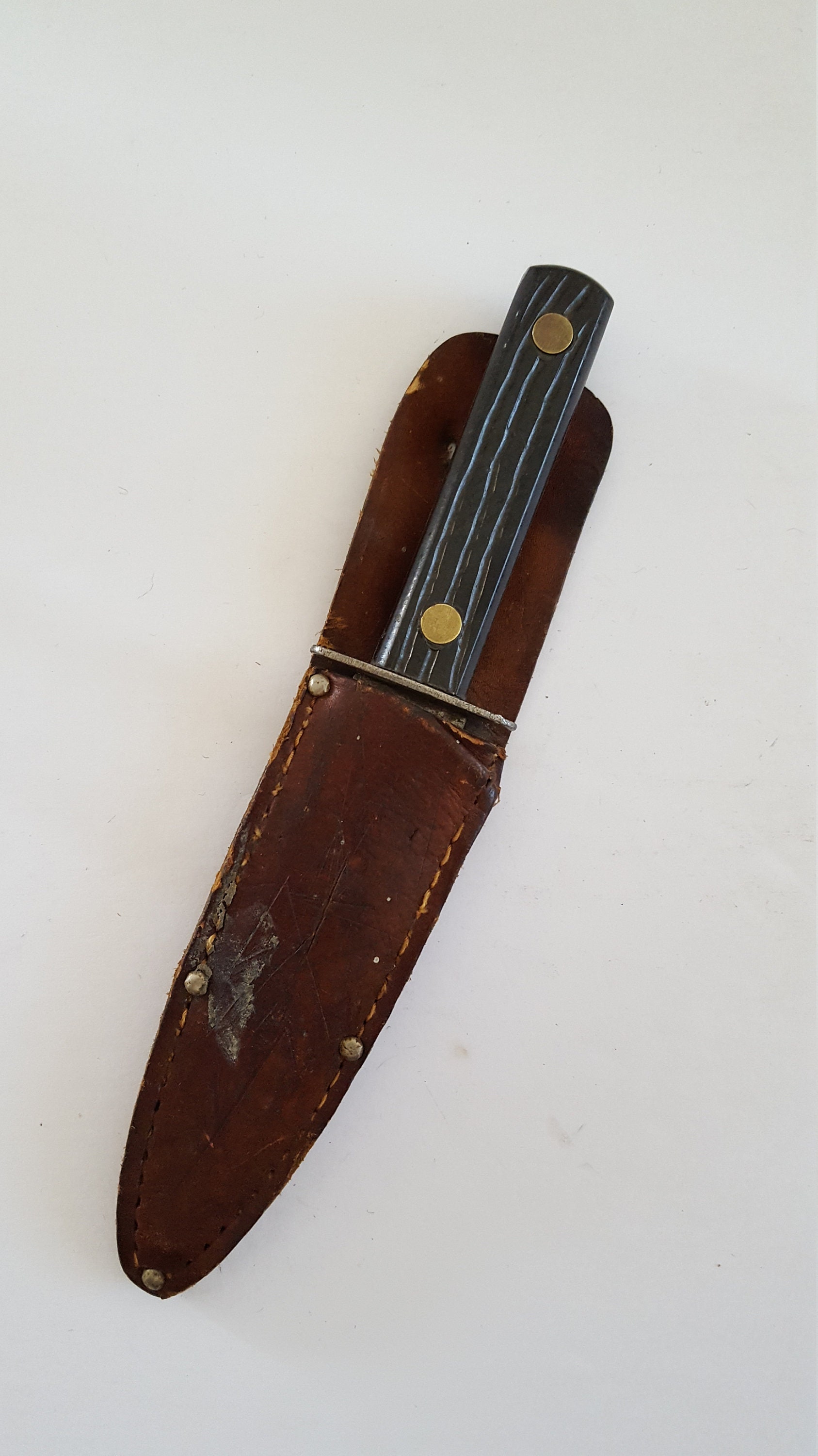 Vintage Utica Outdoorsman Hunting Knife & Sheath In Box - Antique Mystique