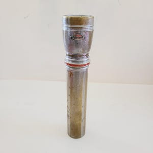 Vintage circa 1953 Ray-o-vac Handyman brand 3 D cell flashlight with interesting on/off switch, well used condition