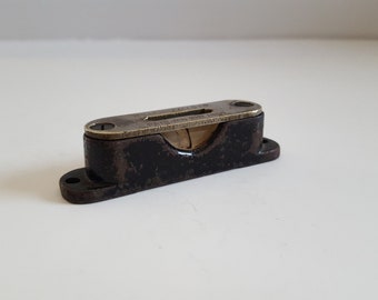 Antique Millers Fall bubble/spirit level carpenter/machinist bubble level, cast steel was likely attached to a No.13 Breast Drill