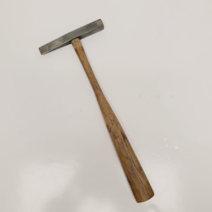 Antique 1890&#39;s Metalsmith/Jewelers hammer, no maker&#39;s mark that I can find. Measures 10&quot; with 4&quot; wedge head