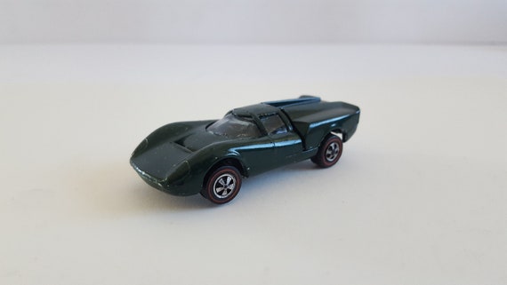 Vintage Hot Wheels Redline Lola GT70: British Racing Green US Base 