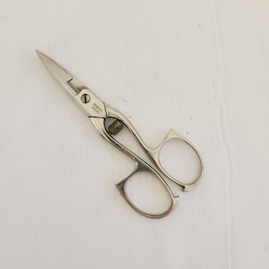 Vintage Boker USA buttonhole scissors probably post war 1950&#39;s scissors.nickel plate brass set screw.