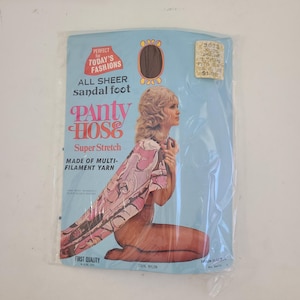 Vintage circa mid 1970&#39;s  pantyhose original packaging, Size B color charcoal