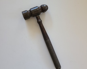 Vintage 1950's ball pein metalsmith hammer/riveting hammer, possible shop school project knurled handle