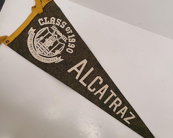 Vintage 1950s novelty souvenir Wool Felt Pennant: Alcatraz Class of 1990 Bars and Stripes Forever