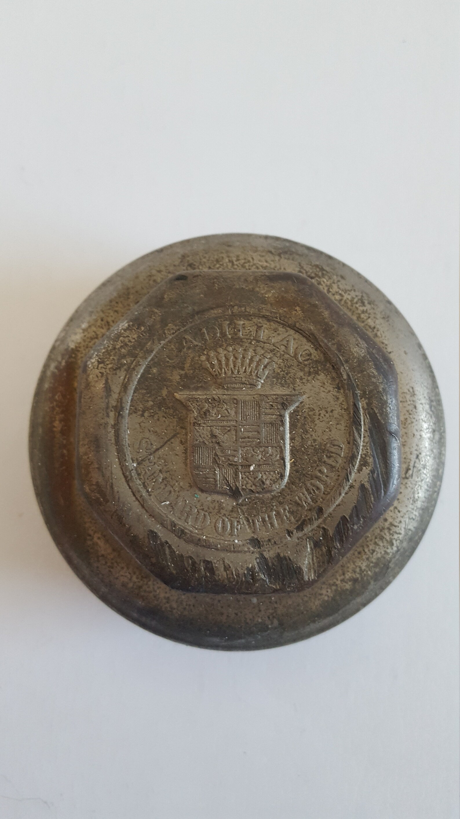 Antique Circa 1916-1918 Cadillac Wheel Hub Grease Cap 9-point Crown ...