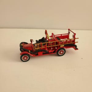 Vintage Matchbox Models of Yesteryear YFE22 1916 Model T Fire Engine, very good condition from 1997 no box