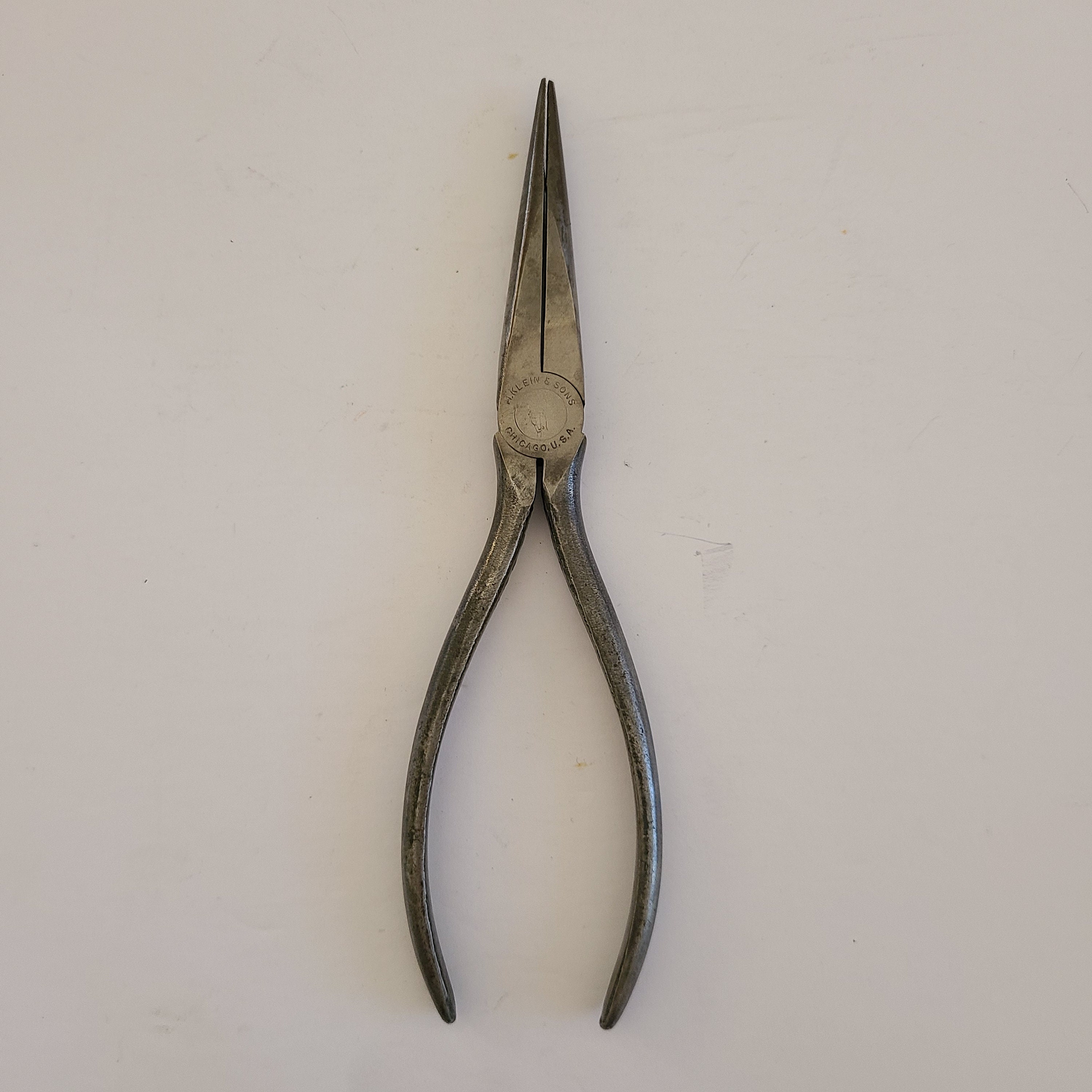 Vintage Pair of Klein Tools Inc Electricians Scissors, No.2100-7