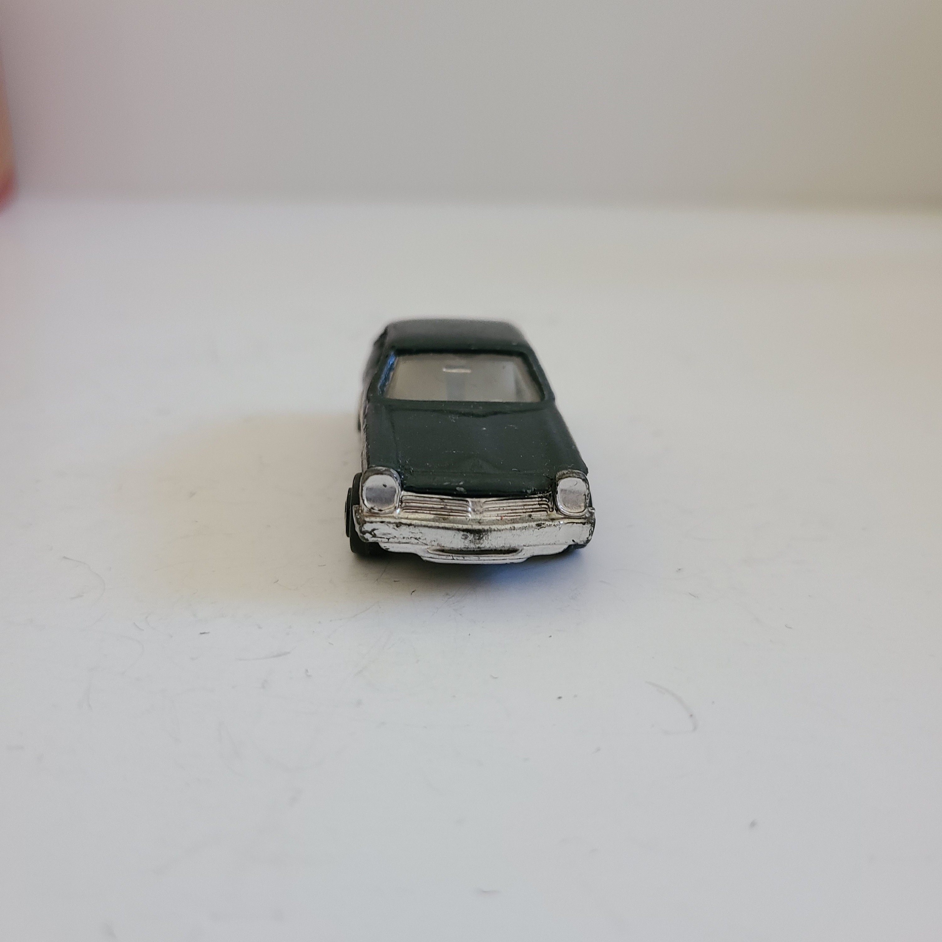 1970年代のアメリカ製の金属製ちりとりで、ヴィンテージ 1970年代のアメリカ製の金属製ちりとりで、ヴィンテージ - メルカリ