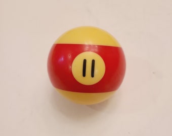 Vintage 1960&#39;s billiard ball good clean condition couple scuffs, standard size, No.11 in circle rather than white, yellowed