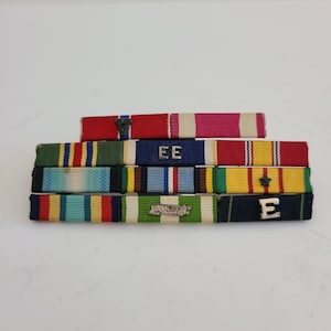 Vintage US Navy Captain Ribbon Bar Collection: Bronze Star w/Valor