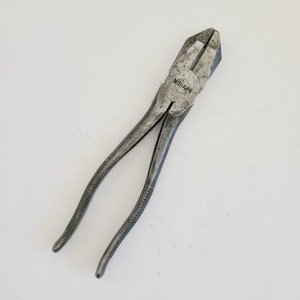 Vintage circa 1950&#39;s Telephone Lineman&#39;s pliers 208-8,  Mohawk Tools U.S.A, vintage tools, wire cutters