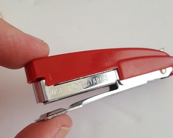 Swingline Tot 50 Stapler With Staples in Box Miniature Red Stapler Vintage  USA Rare Colors -  Israel